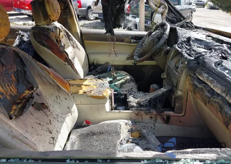 2010 Lexus 460 из США, поврежденный, VIN JTJBM7FX6A5010995